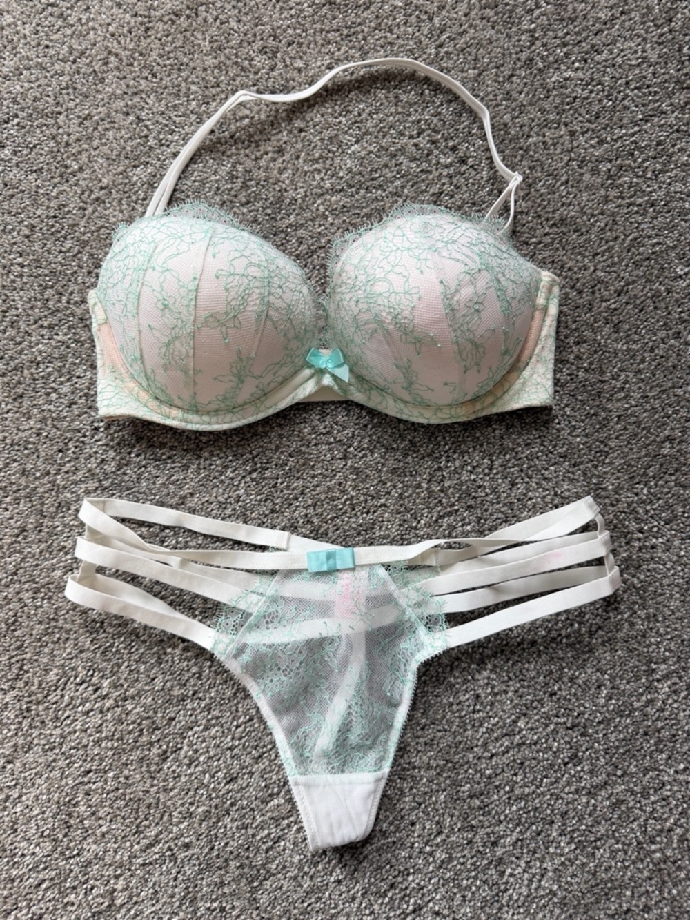 Victoria's Secret Mint Lace Strappy Push-Up Bra & Thong